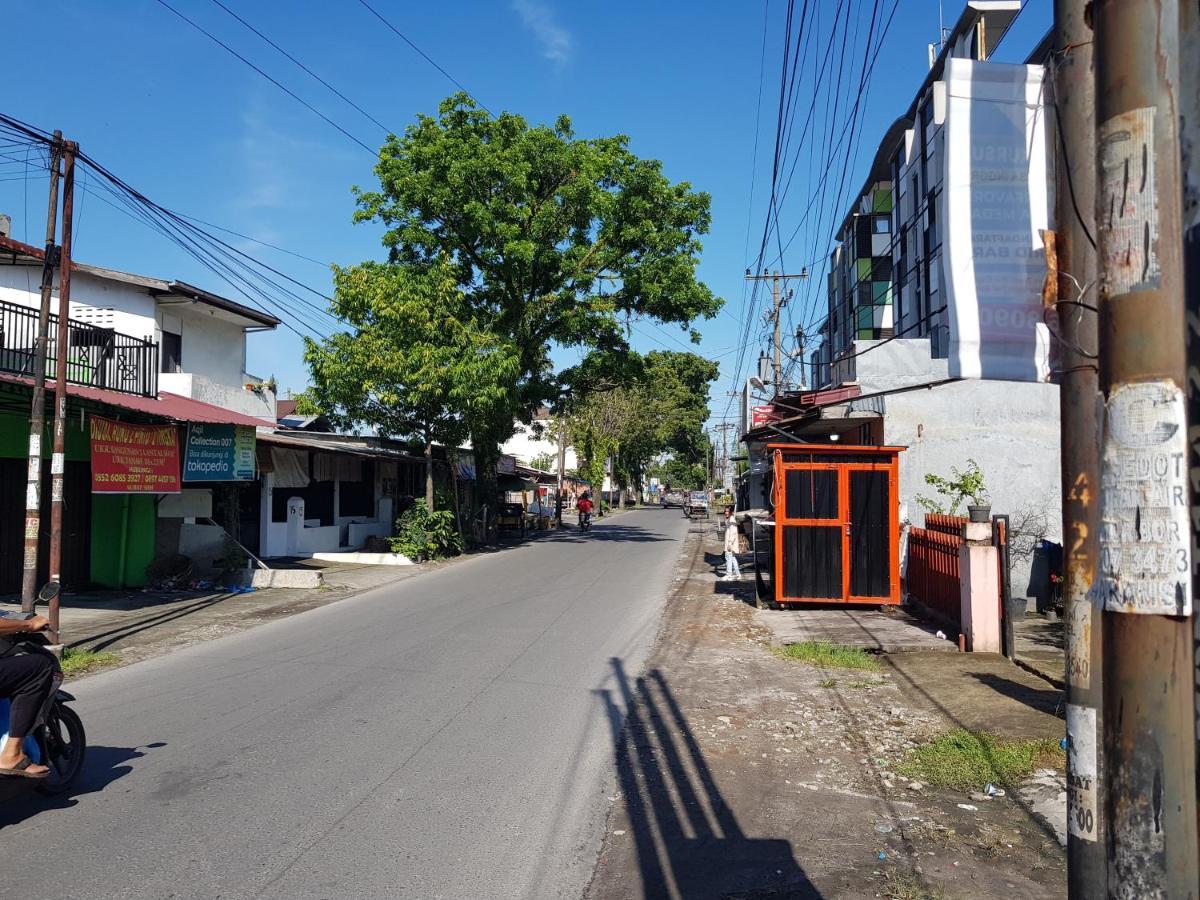 מלון מדאן Oyo 93162 Cempaka Syariah מראה חיצוני תמונה